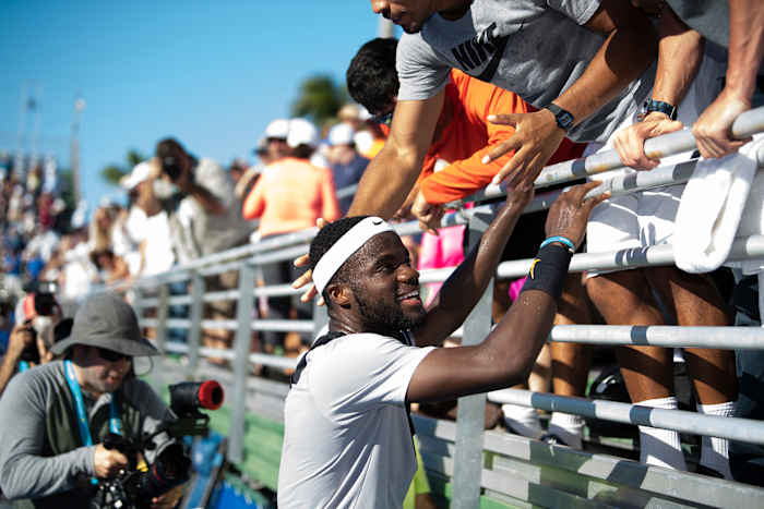 tiafoe-delray-crowd-celebration.jpg